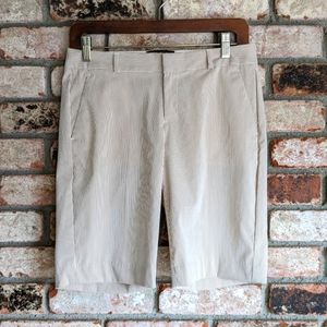 💈 Banana Republic Tan and White Striped Shorts Size 2 S